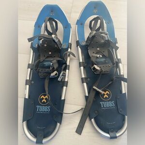 Tubbs Blue Snowshoes 25 inch